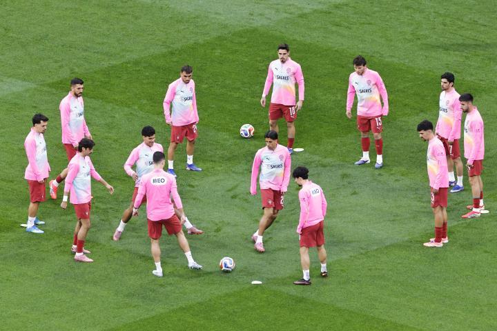 铁锤战报：国际比赛周塞内加尔2-0秘鲁，迪乌夫表现亮眼