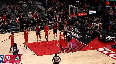 杨瀚森突破上篮遭遇打手犯规，两罚全中，目前个人数据为4分4篮板