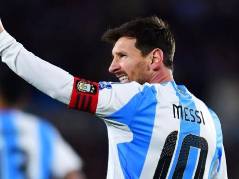 梅西首发迎战赞比亚