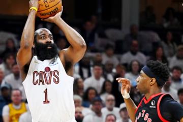 哈登23 9 5迎里程碑！骑士3-2猛龙夺赛点，施罗德末节11分立功