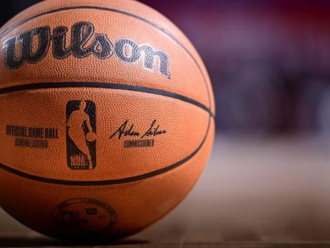 广东男篮主帅谈焦泊乔，身体不适加家庭原因，双方沟通顺畅