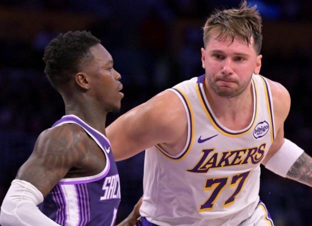 湖媒报道，东契奇与施罗德首次对决，自更衣室冲突事件后再交锋