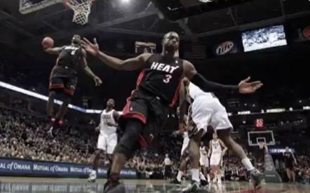 Amick感叹：里夫斯的空接妙传，仿佛重现詹姆斯和韦德的经典连线