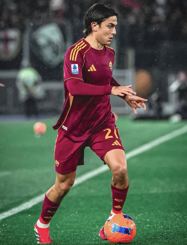 巴媒报道，弗拉门戈愿为迪巴拉开出四年合同，博卡同样对其感兴趣