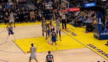 文班亚马制霸内线，13分钟21分12篮板