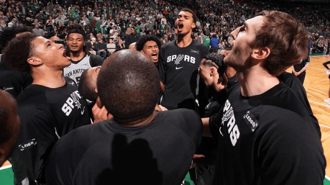 马刺10连胜，湖人4连胜，掘金7连胜，火箭4连胜，全队状态正佳