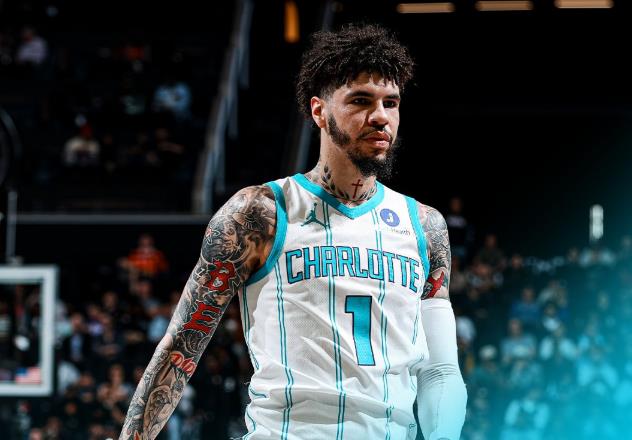 黄蜂过去两个赛季仅获40胜，本赛季剩余6场已达40胜