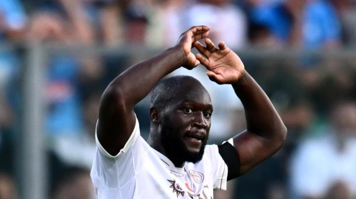 米体报道，费内巴切接触卢卡库团队，他或成下一个奥斯梅恩