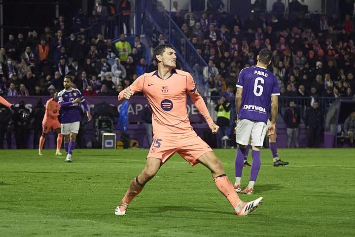 克里斯滕森收到巴萨降薪续约报价，自由转会可能性增加