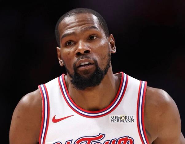 37岁杜兰特本赛季仅缺席3场，总出场时间排名NBA第2