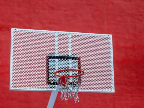 南京同曦队最新动态：J. Cole缺席第34轮主场对阵江苏男篮