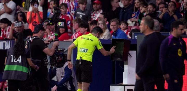 世体：冈萨雷斯红牌停赛一场，马竞助教辱骂裁判或被禁赛两场