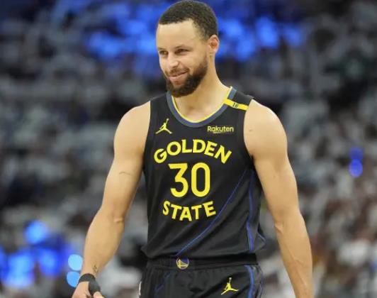 库里对决杜兰特战绩：常规赛12胜20负，季后赛4胜3负