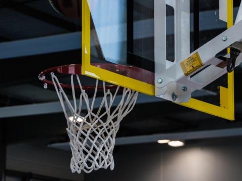 CBA广州男篮最新动态，郭艾伦及家人疑似被熟人诈骗千万，公安机关已立案调查