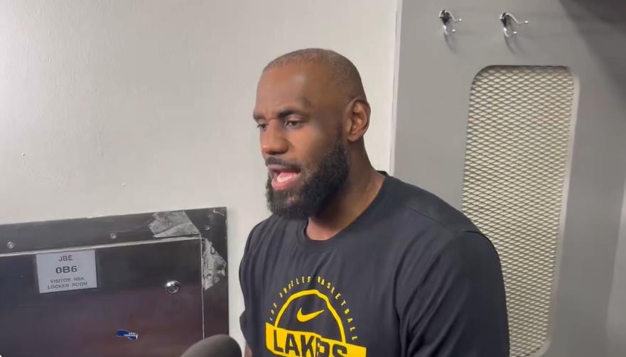 詹姆斯谈里夫斯伤情，直言球队心痛如刀割