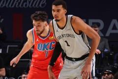 NBA战力榜最新动态：雷霆坚守榜首，马刺紧随其后