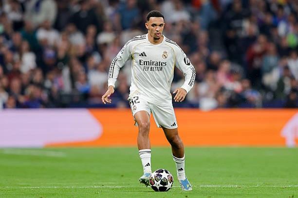 图赫尔现场考察阿诺德，皇马vs拜仁成焦点战